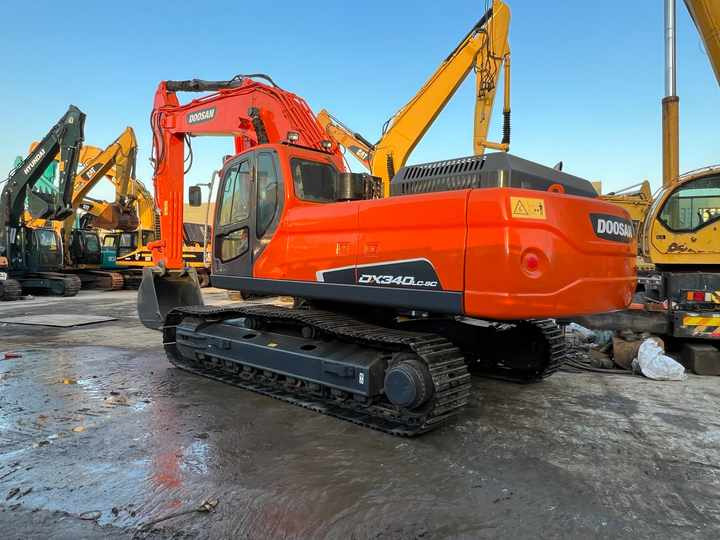 Used Large Doosan DX340 Excavator Original DX340-9 Used Excavator 34 Tons DX340lc-9c Hydraulic Excavator Sold Well - Pelle sur chenille: photos 2 Used Large Doosan DX340 Excavator Original DX340-9 Used Excavator 34 Tons DX340lc-9c Hydraulic Excavator Sold Well - Pelle sur chenille: photos 2
