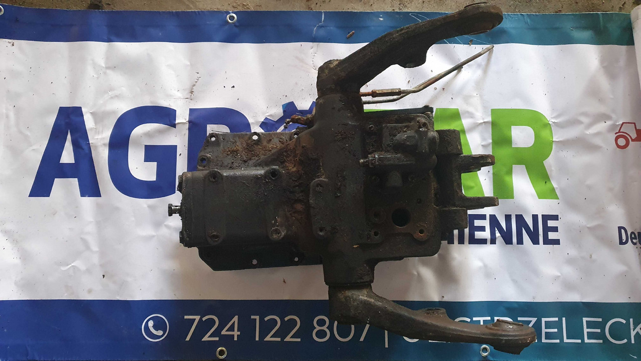 Tylny podnośnik obudowa plecak Deutz Fahr Same Massey 0.011.2299.3 - Pièces de rechange pour Machine agricole: photos 1 Tylny podnośnik obudowa plecak Deutz Fahr Same Massey 0.011.2299.3 - Pièces de rechange pour Machine agricole: photos 1