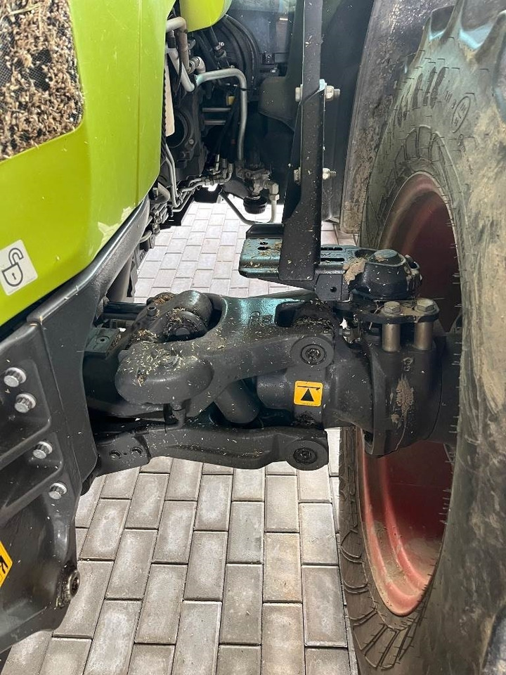 Claas Arion 440 - Tracteur agricole: photos 5 Claas Arion 440 - Tracteur agricole: photos 5