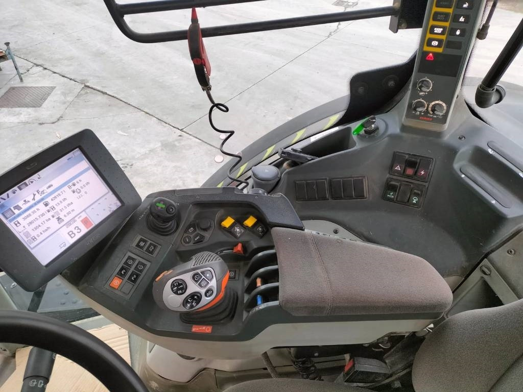 Claas Axion 810  en leasing occasion Claas Axion 810: photos 7