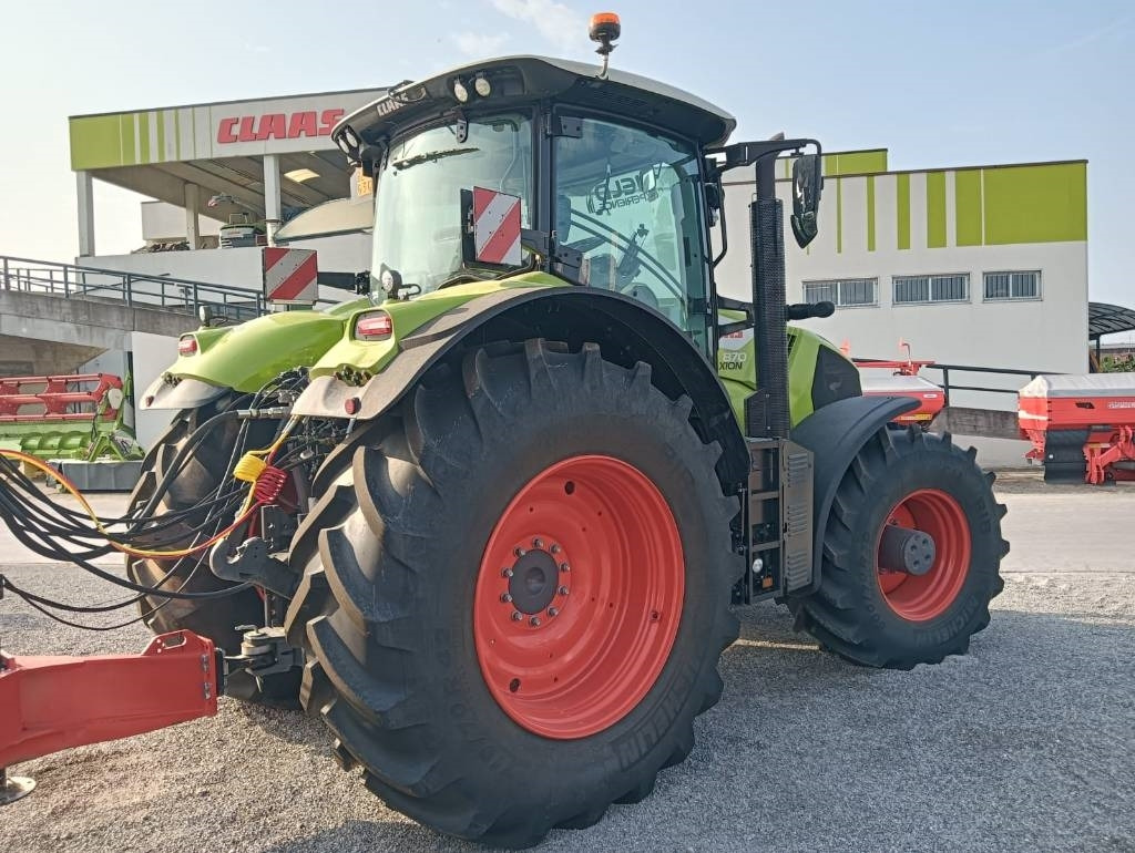 Claas Axion 870 Cmatic  en leasing occasion Claas Axion 870 Cmatic: photos 13