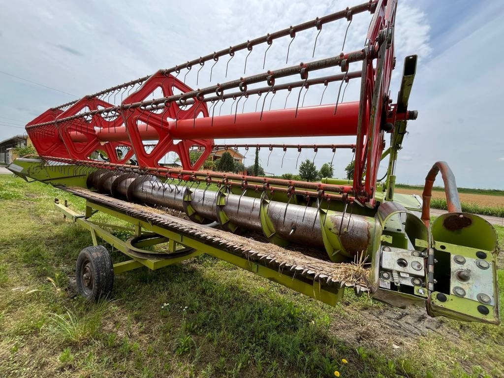 Claas C 540 - Moissoneuse: photos 2 Claas C 540 - Moissoneuse: photos 2