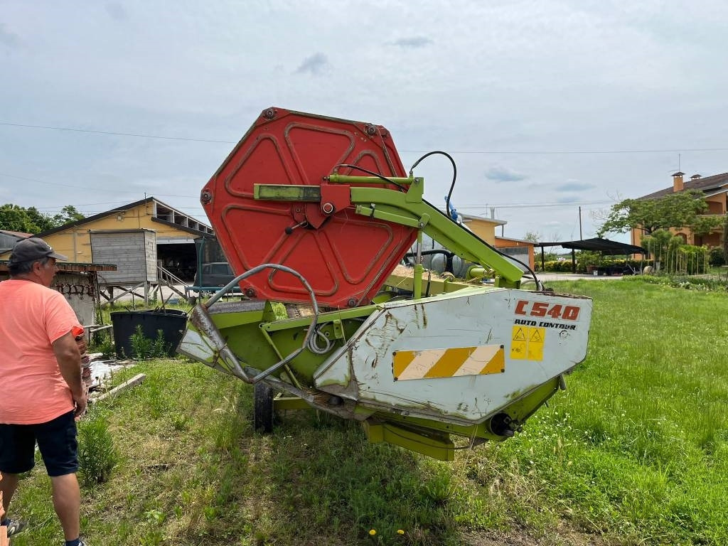 Claas C 540 - Moissoneuse: photos 4 Claas C 540 - Moissoneuse: photos 4