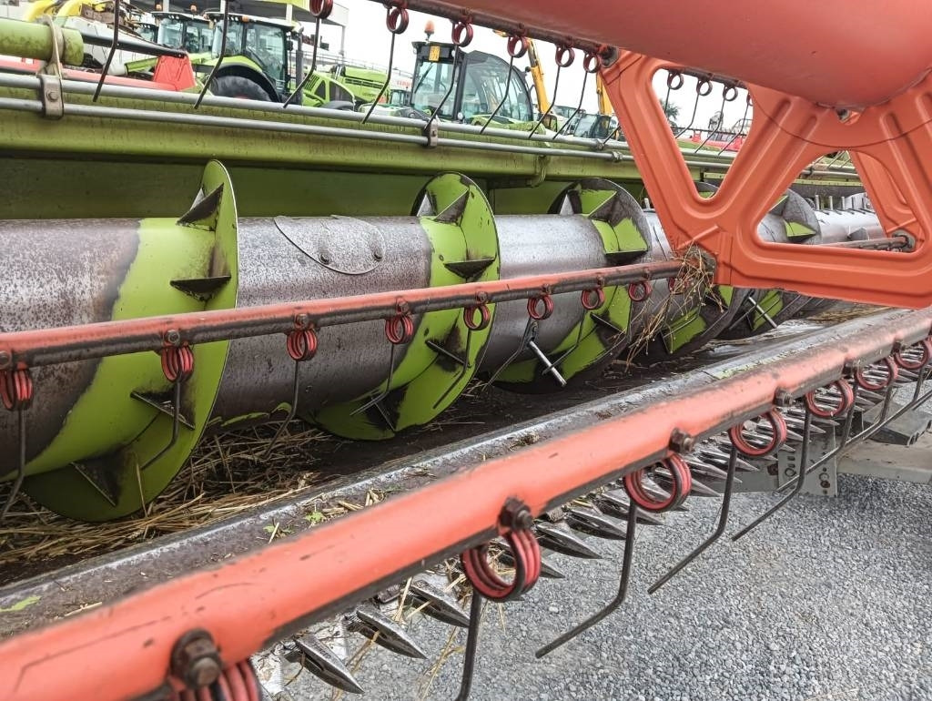 Claas C 750 - Moissoneuse: photos 2 Claas C 750 - Moissoneuse: photos 2