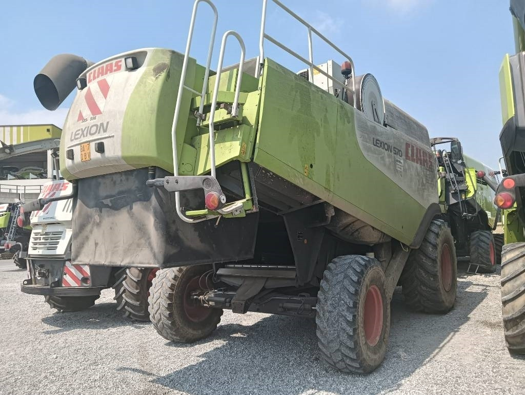 Moissonneuse-batteuse Claas Lexion 570: photos 17
