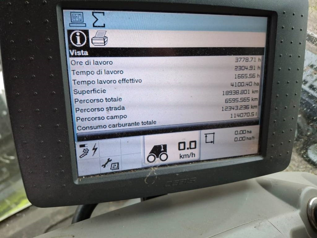 Claas Lexion 740 - Moissonneuse-batteuse: photos 2 Claas Lexion 740 - Moissonneuse-batteuse: photos 2