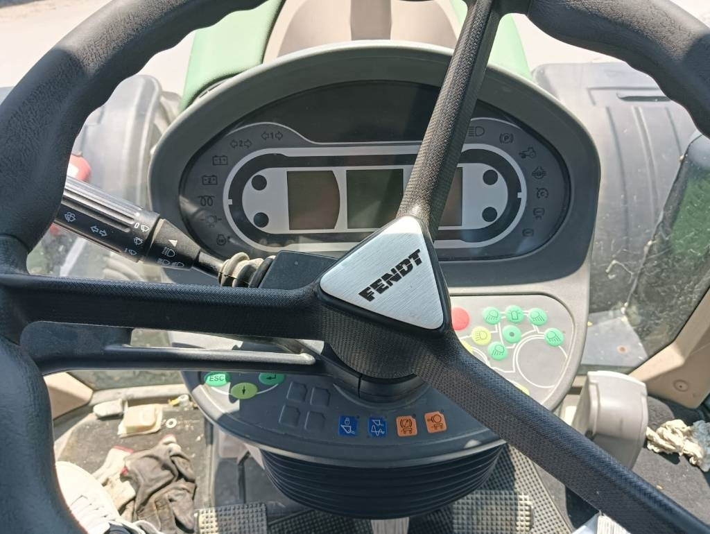 Fendt 718 Vario - Tracteur agricole: photos 4 Fendt 718 Vario - Tracteur agricole: photos 4