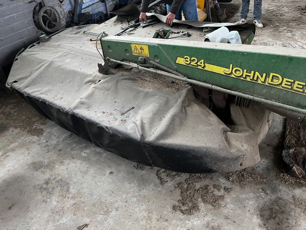John Deere CC0324 - Faucheuse: photos 2 John Deere CC0324 - Faucheuse: photos 2