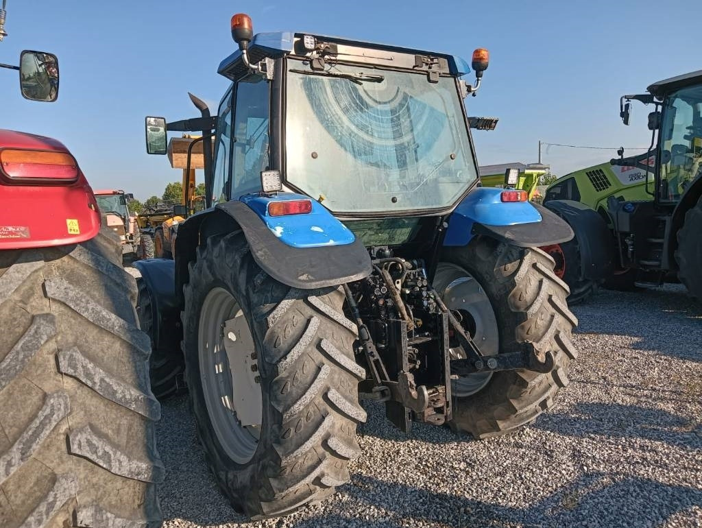 New Holland TS 100 - Tracteur agricole: photos 4 New Holland TS 100 - Tracteur agricole: photos 4