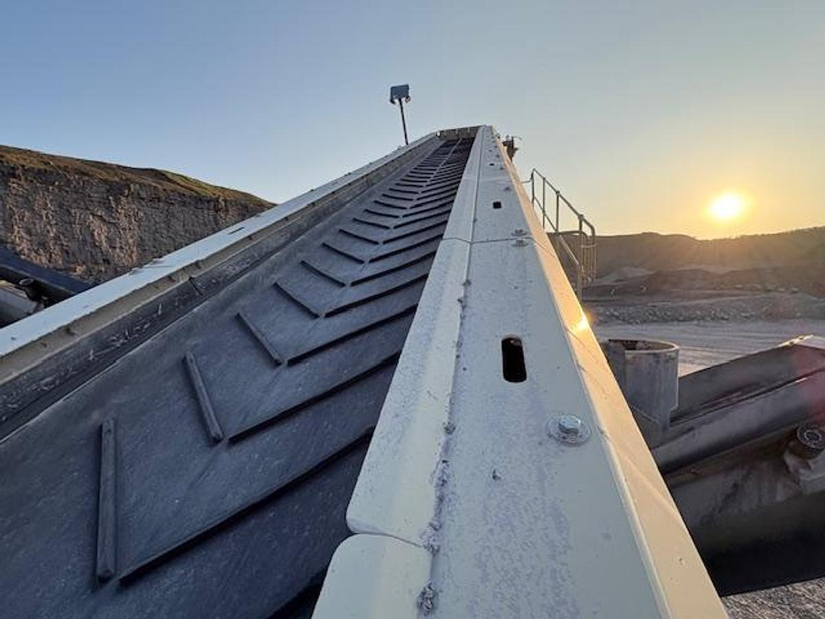 2023 Metso Nordtrack / McCloskey S190 - Crible: photos 4 2023 Metso Nordtrack / McCloskey S190 - Crible: photos 4