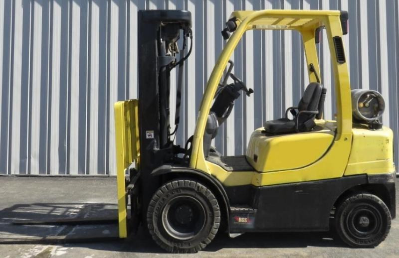 Hyster Chariot élévateur Hyster 2.5t gaz fenwick - Chariot élévateur à gaz: photos 1 Hyster Chariot élévateur Hyster 2.5t gaz fenwick - Chariot élévateur à gaz: photos 1