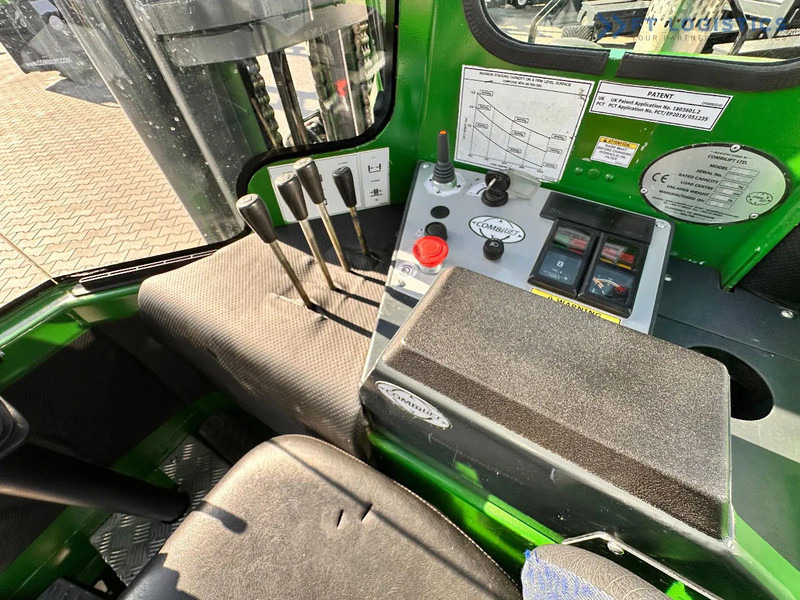 Chariot multidirectionnel Combilift C4000 / TRIPLEX / 4900MM / LPG / FREE LIFT / FORK SHIFT / LIKE NEW C4000 / TRIPLEX / 4900MM / LPG / FREE LIFT / FORK SHIFT / LIK: photos 15 Chariot multidirectionnel Combilift C4000 / TRIPLEX / 4900MM / LPG / FREE LIFT / FORK SHIFT / LIKE NEW C4000 / TRIPLEX / 4900MM / LPG / FREE LIFT / FORK SHIFT / LIK: photos 15