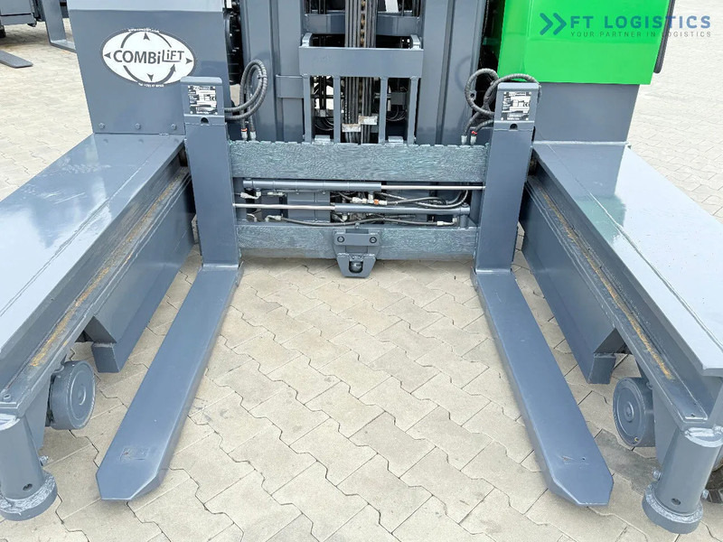 Combilift C4000 / TRIPLEX / 9300MM / FREE LIFT / POSITIONER / GAS / CABIN C4000 / TRIPLEX / 9300MM / FREE LIFT / POSITIONER / GAS / CABIN - Chariot multidirectionnel: photos 5 Combilift C4000 / TRIPLEX / 9300MM / FREE LIFT / POSITIONER / GAS / CABIN C4000 / TRIPLEX / 9300MM / FREE LIFT / POSITIONER / GAS / CABIN - Chariot multidirectionnel: photos 5