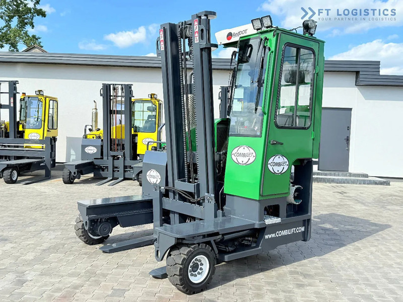 Combilift COMBILIFT C3500 – DUPLEX 4100mm – Year 2016 – 6779 hours – GAS – EXTENDABLE FORKS 800 / 1100MM – CABIN – HEATING + AIR CONDITION - Chariot multidirectionnel: photos 2 Combilift COMBILIFT C3500 – DUPLEX 4100mm – Year 2016 – 6779 hours – GAS – EXTENDABLE FORKS 800 / 1100MM – CABIN – HEATING + AIR CONDITION - Chariot multidirectionnel: photos 2