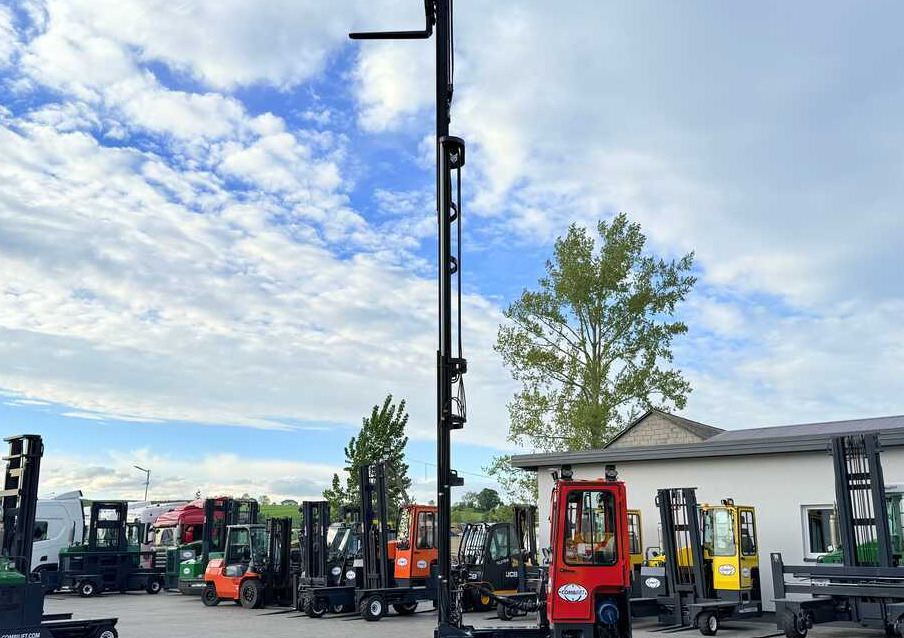 Combilift COMBILIFT C4000 – TRIPLEX 9300 mm – Year 2017 – GAS – FREE LIFT – FORK SIDE SHIFT – CONDITION 5/5 en leasing occasion Combilift COMBILIFT C4000 – TRIPLEX 9300 mm – Year 2017 – GAS – FREE LIFT – FORK SIDE SHIFT – CONDITION 5/5: photos 36