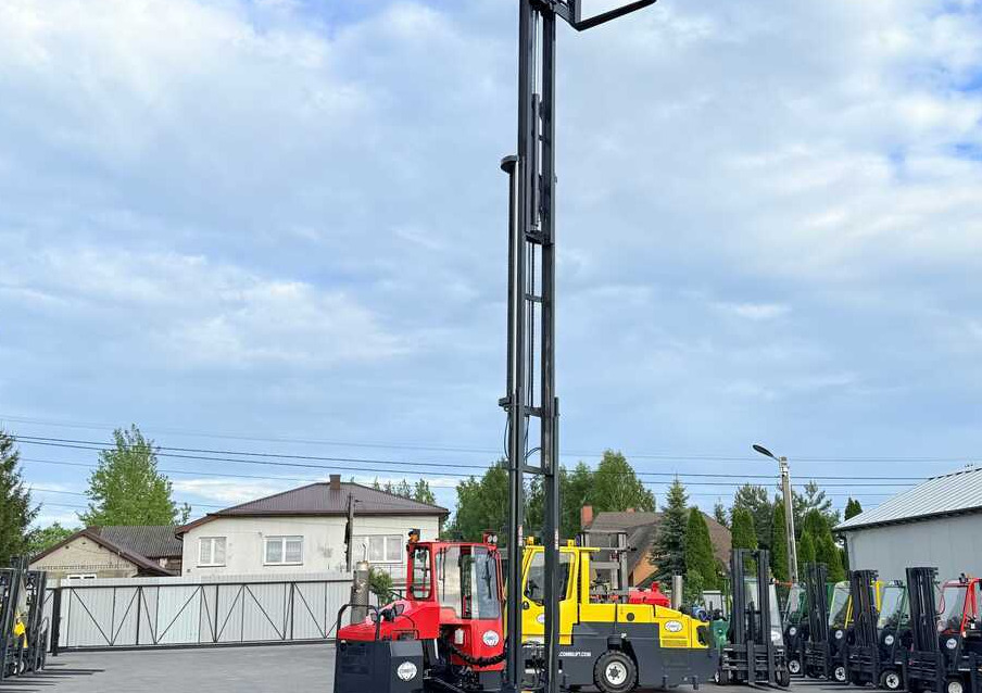Combilift COMBILIFT C4000 – TRIPLEX 9300 mm – Year 2017 – GAS – FREE LIFT – FORK SIDE SHIFT – CONDITION 5/5 en leasing occasion Combilift COMBILIFT C4000 – TRIPLEX 9300 mm – Year 2017 – GAS – FREE LIFT – FORK SIDE SHIFT – CONDITION 5/5: photos 39