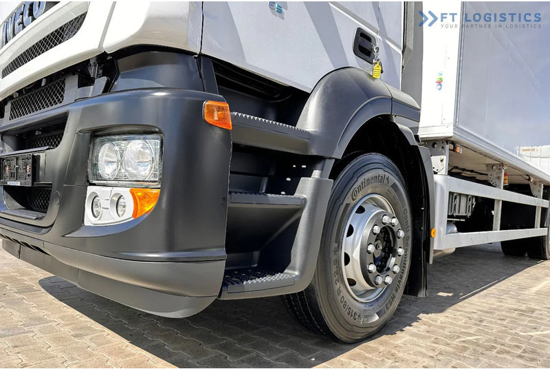 Iveco Stralis 420 STRALIS 420 / Refrigerated Truck / Carrier Supra 950 / 19 Pallets / Tail Lift / Tires - Camion frigorifique: photos 4 Iveco Stralis 420 STRALIS 420 / Refrigerated Truck / Carrier Supra 950 / 19 Pallets / Tail Lift / Tires - Camion frigorifique: photos 4