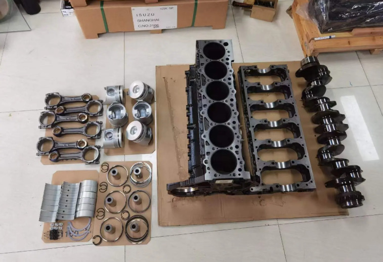 CATERPILLAR 1-87618243-0 1-87813766-1 - Pistons/ Anneaux/ Manchons pour Accessoire: photos 3 CATERPILLAR 1-87618243-0 1-87813766-1 - Pistons/ Anneaux/ Manchons pour Accessoire: photos 3