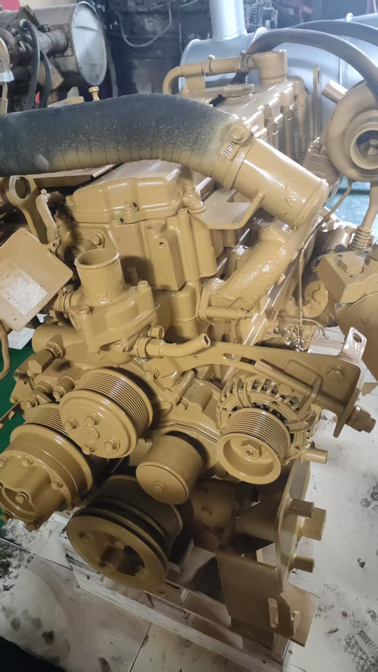 CATERPILLAR C6.4 - Moteur pour Pelle: photos 3 CATERPILLAR C6.4 - Moteur pour Pelle: photos 3