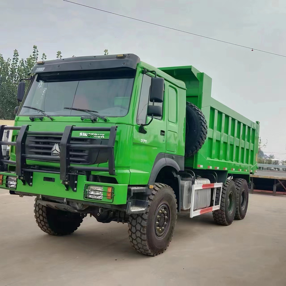 HOWO 6*6 dump truck - Camion benne: photos 3 HOWO 6*6 dump truck - Camion benne: photos 3