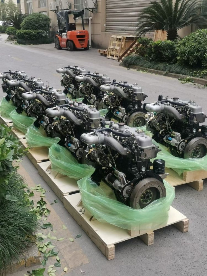 ISUZU 4JB1T - Moteur pour Camion grue: photos 4 ISUZU 4JB1T - Moteur pour Camion grue: photos 4