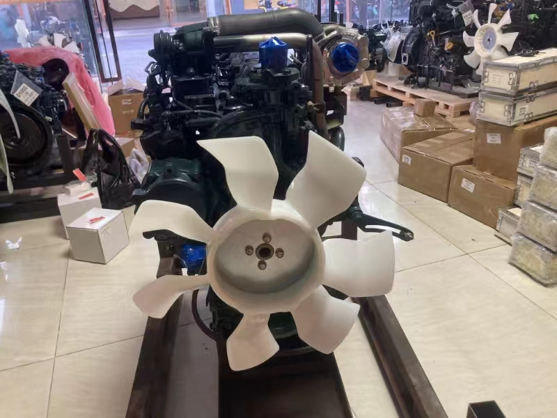 KUBOTA V3800 - Moteur pour Chariot tracteur: photos 3 KUBOTA V3800 - Moteur pour Chariot tracteur: photos 3