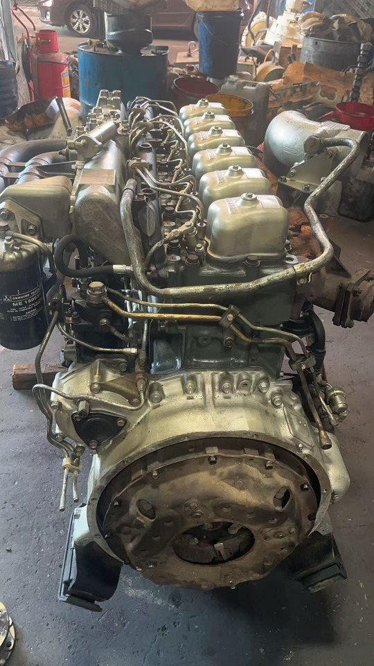 MITSUBISHI 6D22 - Moteur pour Pelle: photos 2 MITSUBISHI 6D22 - Moteur pour Pelle: photos 2