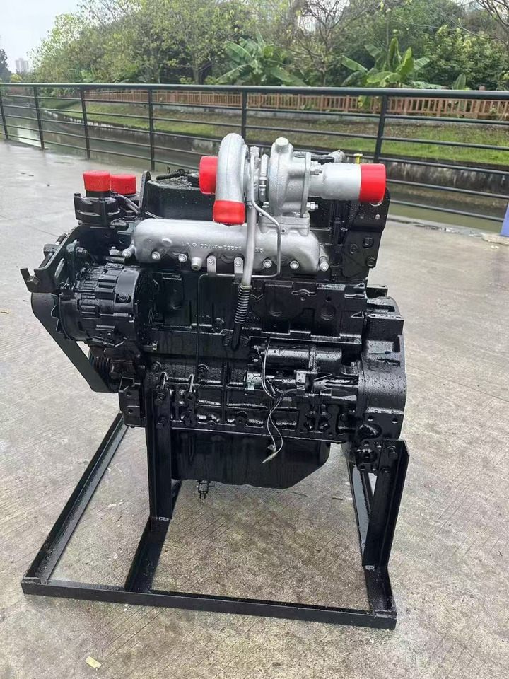 MITSUBISHI D04 - Moteur pour Pelle: photos 3 MITSUBISHI D04 - Moteur pour Pelle: photos 3