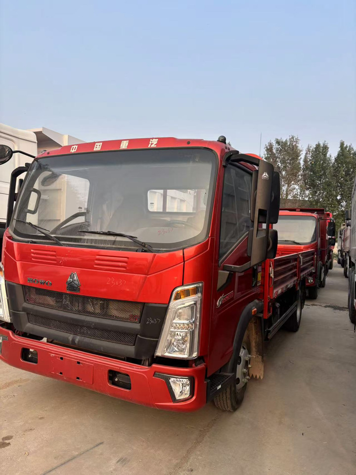 SINOTRUK 4*2 - Camion benne: photos 2 SINOTRUK 4*2 - Camion benne: photos 2