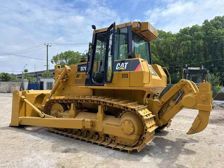CAT D7G Bulldozer/Used CAT D7G D7H D8R Bulldozer with Ripper,construction Equipment Bulldozer - Bulldozer: photos 4 CAT D7G Bulldozer/Used CAT D7G D7H D8R Bulldozer with Ripper,construction Equipment Bulldozer - Bulldozer: photos 4