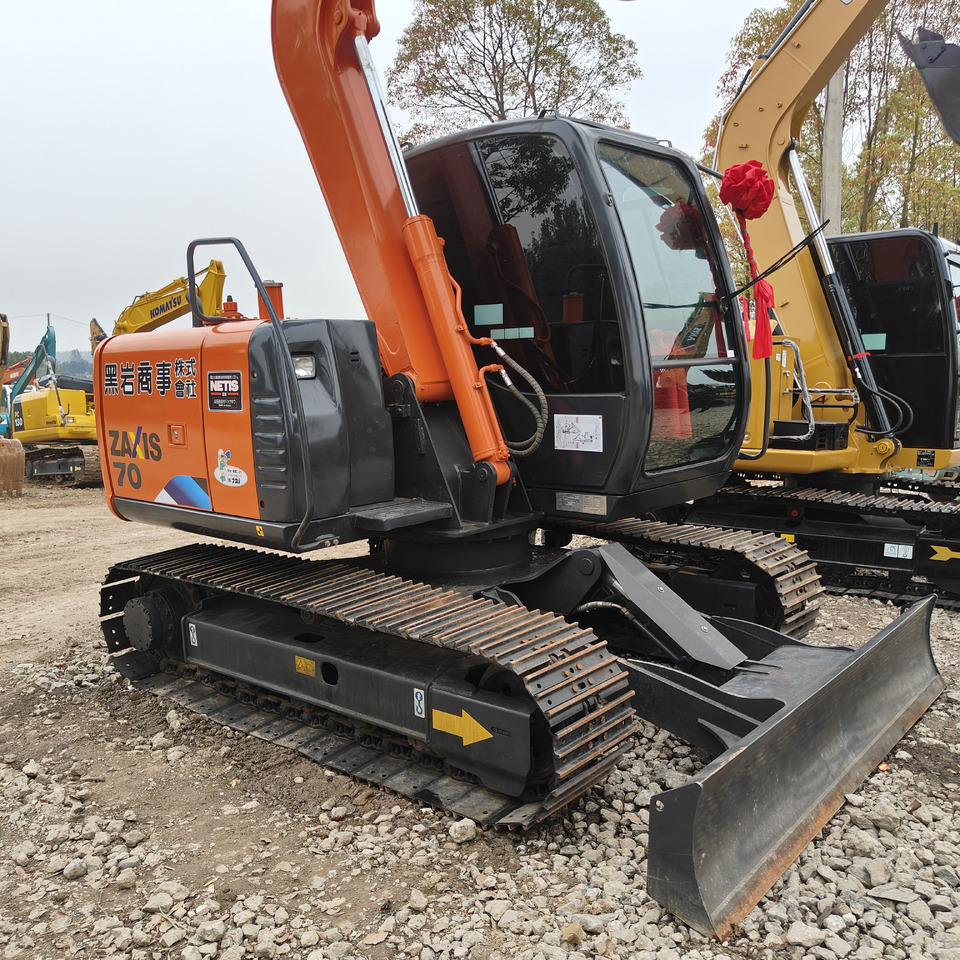 CRAWLER EXCAVATOR Used Hitachi ZX70 Excavator for Sale - Low Hours - Mini pelle: photos 1 CRAWLER EXCAVATOR Used Hitachi ZX70 Excavator for Sale - Low Hours - Mini pelle: photos 1