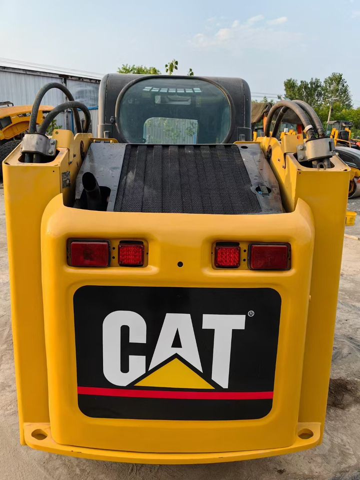 Excellent Quality CAT 246C Skid-steers Global Sale - Mini chargeuse: photos 3 Excellent Quality CAT 246C Skid-steers Global Sale - Mini chargeuse: photos 3