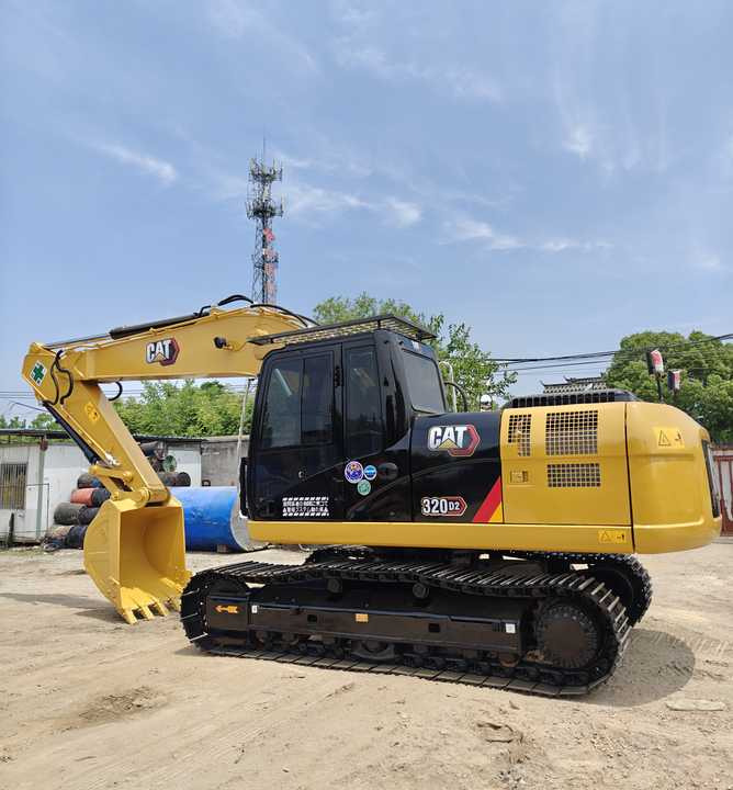 Good Condition Used Cat Excavator 320D2 Caterpillar Second Hand Excavator 312D 315D 320d for Sale - Pelle sur chenille: photos 1 Good Condition Used Cat Excavator 320D2 Caterpillar Second Hand Excavator 312D 315D 320d for Sale - Pelle sur chenille: photos 1