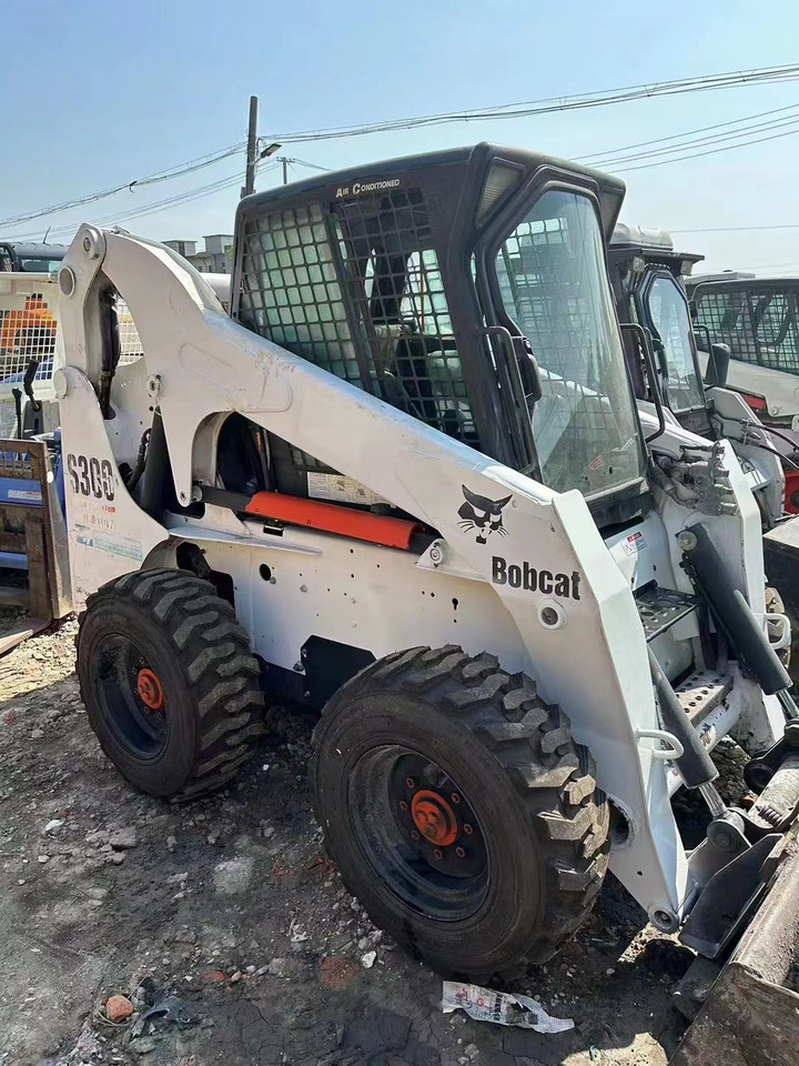 High Quality Mini Construction Machine Used Bobcat Skid Steer Loader S300 in Stock for Sale Bobcat Loader With Low Price - Mini chargeuse: photos 3 High Quality Mini Construction Machine Used Bobcat Skid Steer Loader S300 in Stock for Sale Bobcat Loader With Low Price - Mini chargeuse: photos 3