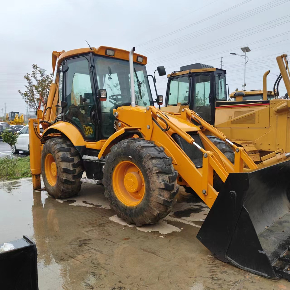 JCB used backhoe JCB4CX high quality - Tractopelle: photos 1 JCB used backhoe JCB4CX high quality - Tractopelle: photos 1