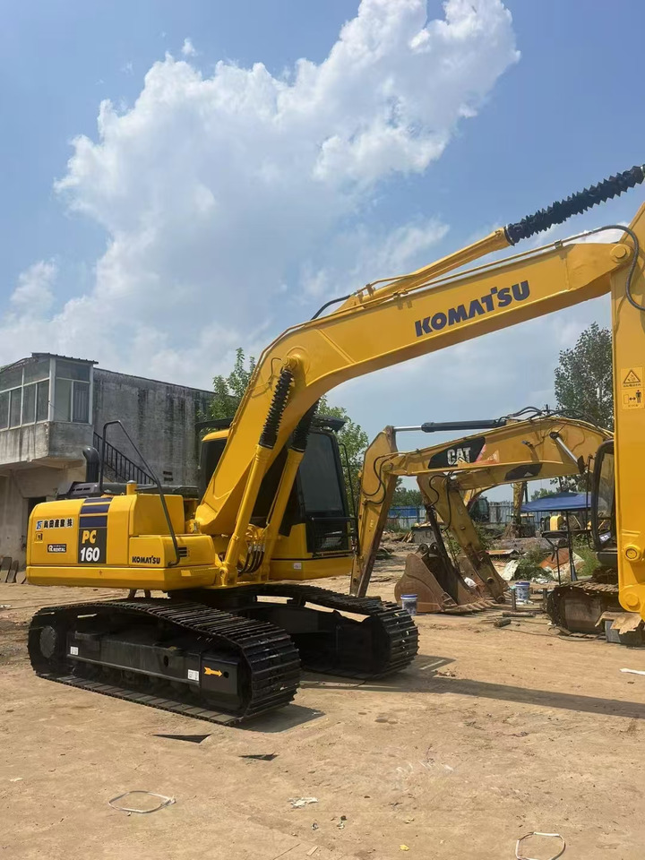 KOMATSU Used Second-hand Hotsale Excavator PC160 - Pelle sur chenille: photos 1 KOMATSU Used Second-hand Hotsale Excavator PC160 - Pelle sur chenille: photos 1