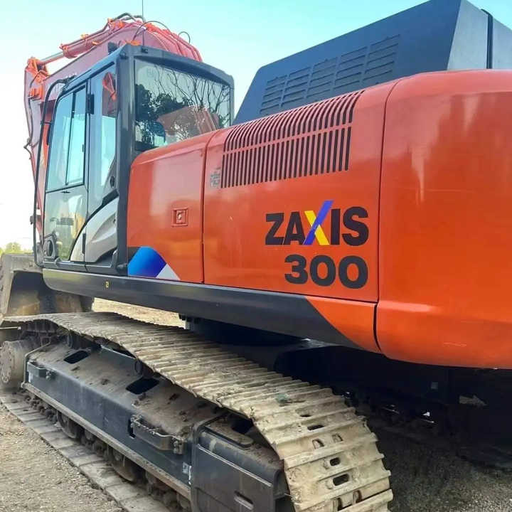 Original Japan Hitachi ZX300 Excavator Hitachi Excavator in Low Price for Hot Sale - Pelle sur chenille: photos 1 Original Japan Hitachi ZX300 Excavator Hitachi Excavator in Low Price for Hot Sale - Pelle sur chenille: photos 1