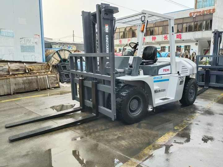 TCM 70 Diesel Forklift 7 Ton | Heavy-Duty Industrial Forklift | Warehouse/Construction Equipment - Chariot élévateur: photos 3 TCM 70 Diesel Forklift 7 Ton | Heavy-Duty Industrial Forklift | Warehouse/Construction Equipment - Chariot élévateur: photos 3