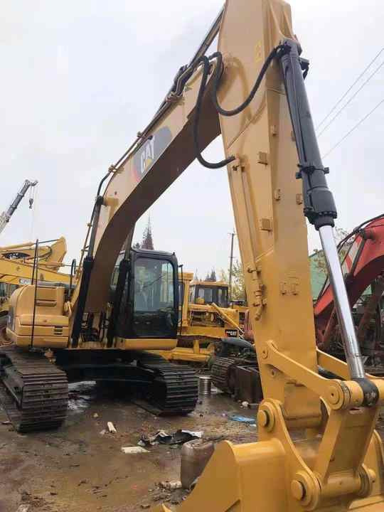 Pelle Used Cat320D2L Excavator Efficient Heavy ConstructionEquipment with Original Engine Second Hand Crawler Excavator: photos 6