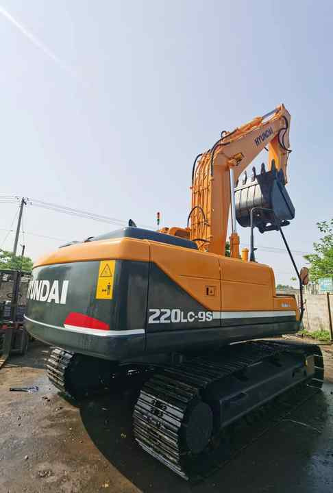 Used HYUNDAI R220-9S New Model Excavator Second Hand Machine Popular Brand Korean hyundai Hydraulic Machinery - Pelle sur chenille: photos 5 Used HYUNDAI R220-9S New Model Excavator Second Hand Machine Popular Brand Korean hyundai Hydraulic Machinery - Pelle sur chenille: photos 5