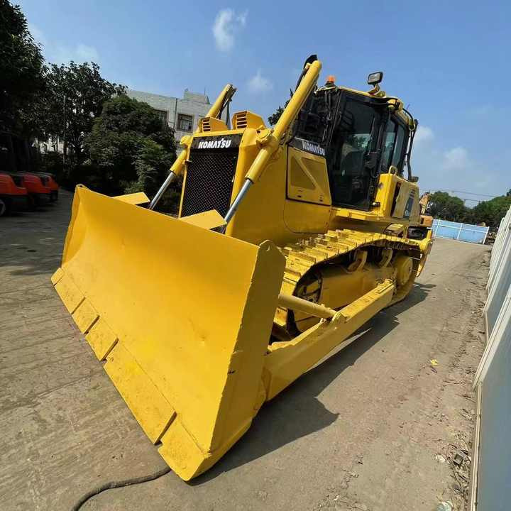 Used Heavy Construction Equipment KomatsuD65EX Bulldozer Used Machine - Bulldozer: photos 5 Used Heavy Construction Equipment KomatsuD65EX Bulldozer Used Machine - Bulldozer: photos 5