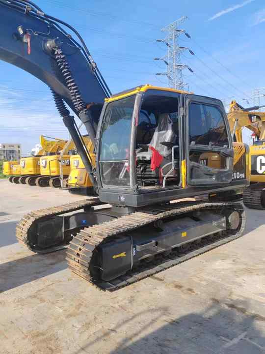Used Hyundai210-9 21T Second Hand Korea Original - Pelle: photos 3 Used Hyundai210-9 21T Second Hand Korea Original - Pelle: photos 3