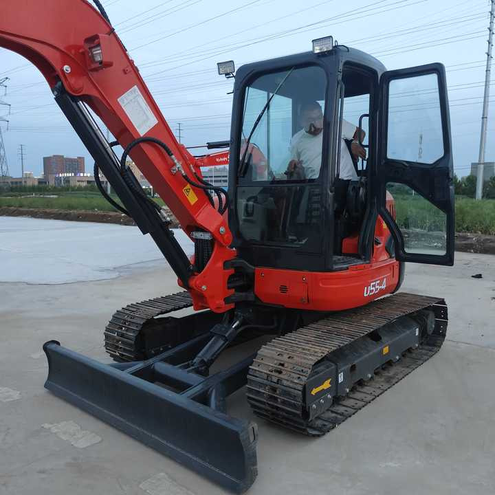 Well-Maintained Kubota U55 Second Hand Machine | No Major Repairs | Price Negotiable - Pelle: photos 5 Well-Maintained Kubota U55 Second Hand Machine | No Major Repairs | Price Negotiable - Pelle: photos 5