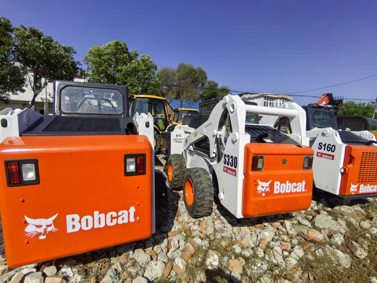 BOBCAT S590 - Mini chargeuse: photos 2 BOBCAT S590 - Mini chargeuse: photos 2