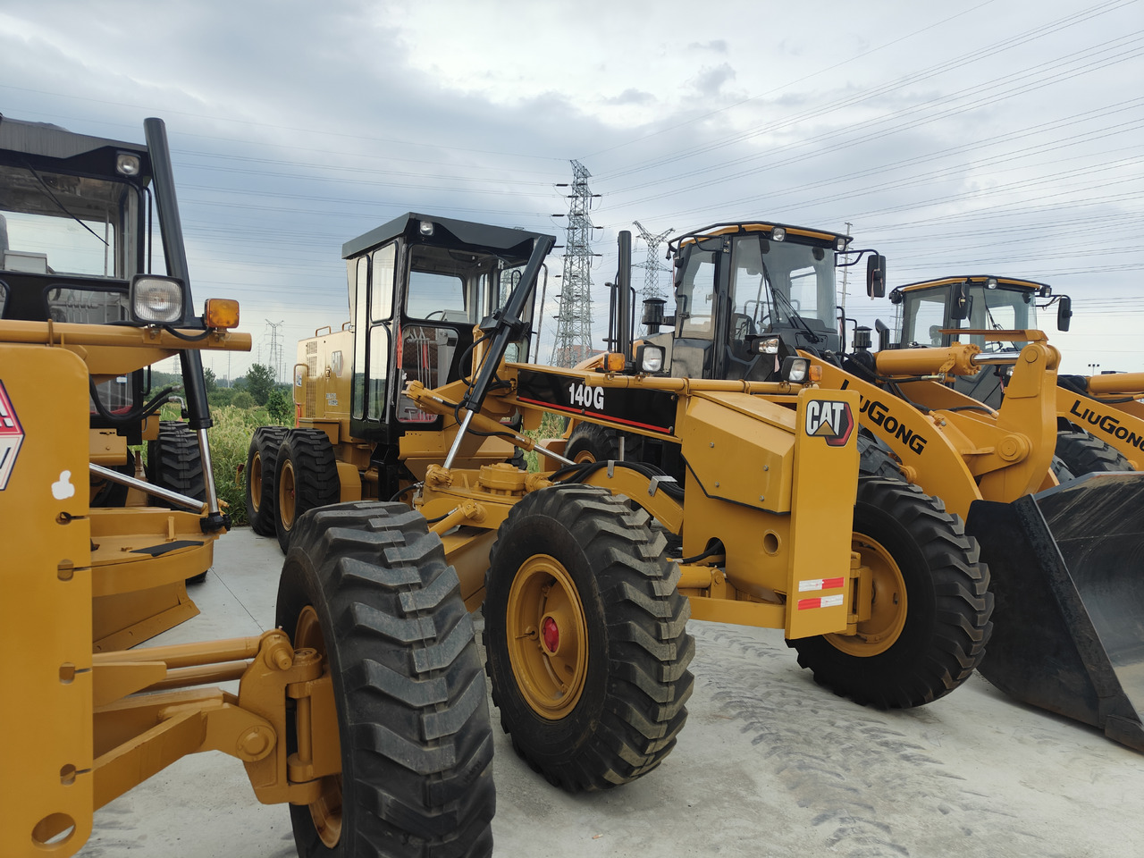 CATERPILLAR 140G - Niveleuse: photos 2 CATERPILLAR 140G - Niveleuse: photos 2
