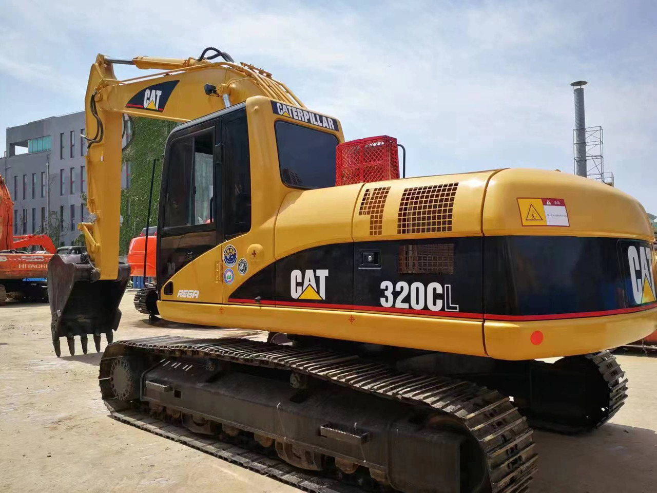 CATERPILLAR 320CL - Pelle sur chenille: photos 1 CATERPILLAR 320CL - Pelle sur chenille: photos 1