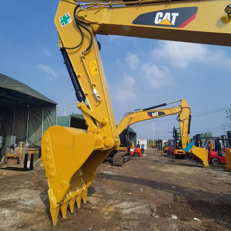 CATERPILLAR 330D - Pelle sur chenille: photos 3 CATERPILLAR 330D - Pelle sur chenille: photos 3