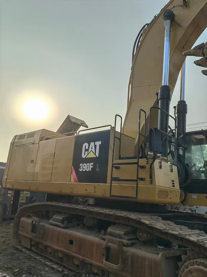 CATERPILLAR 390F - Pelle sur chenille: photos 3 CATERPILLAR 390F - Pelle sur chenille: photos 3