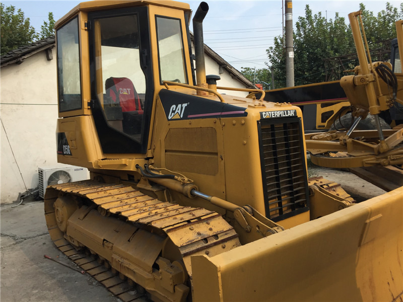 CATERPILLAR D5G - Bulldozer: photos 1 CATERPILLAR D5G - Bulldozer: photos 1