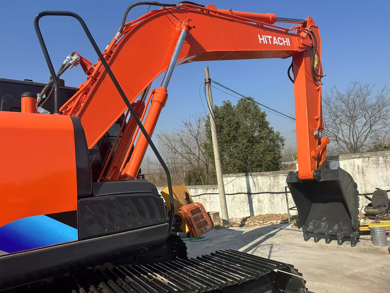 HITACHI ZX210-5G - Pelle sur chenille: photos 3 HITACHI ZX210-5G - Pelle sur chenille: photos 3